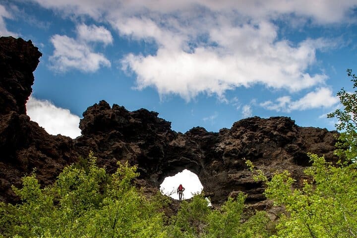Akureyri : Tour de invierno en cascada por el lago Mývatn y Goðafoss