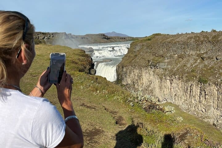 Visita guiada privada Golden Circle & Friðheimar Greenhouse Islandia